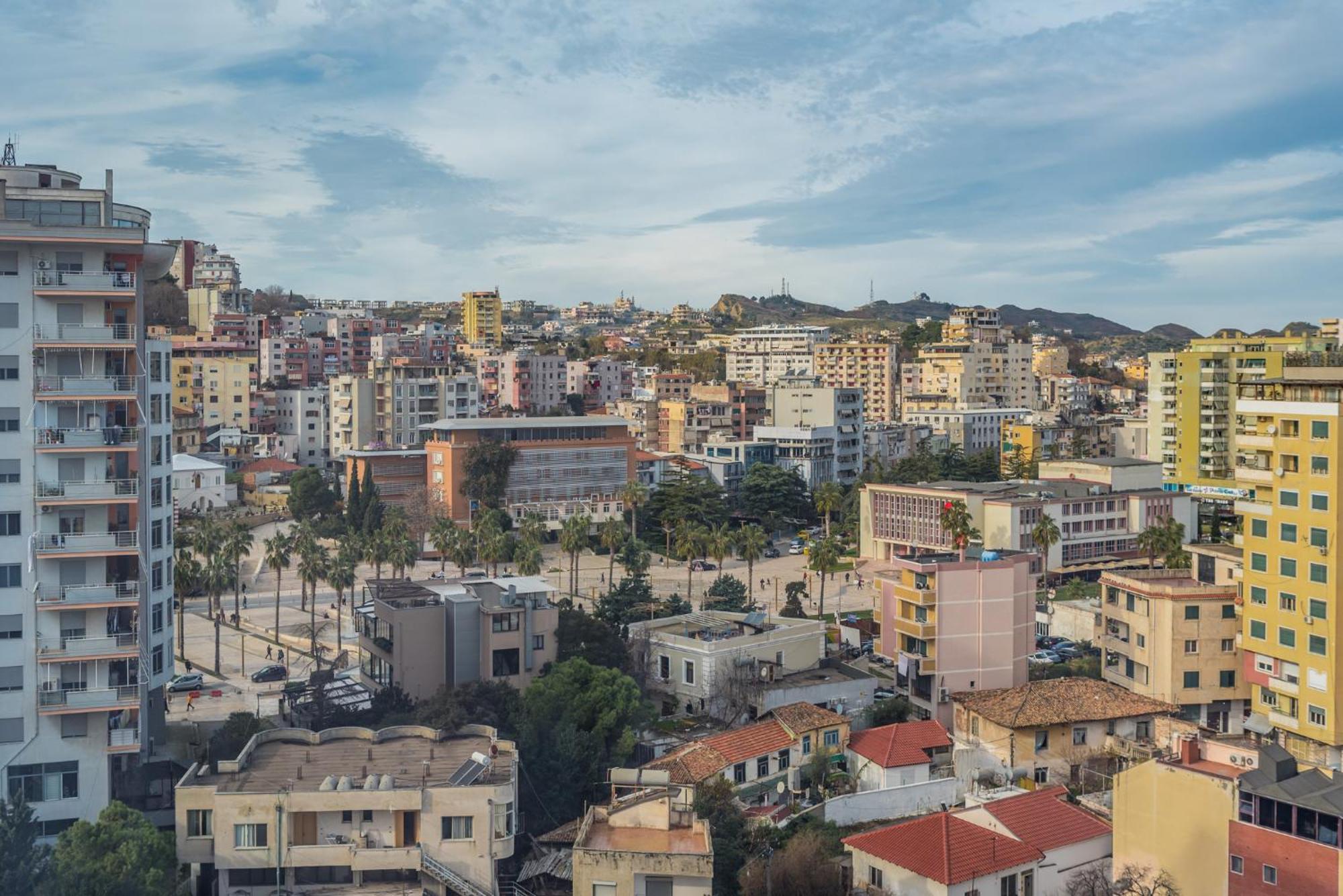 Sky Apartments Dıraç Dış mekan fotoğraf