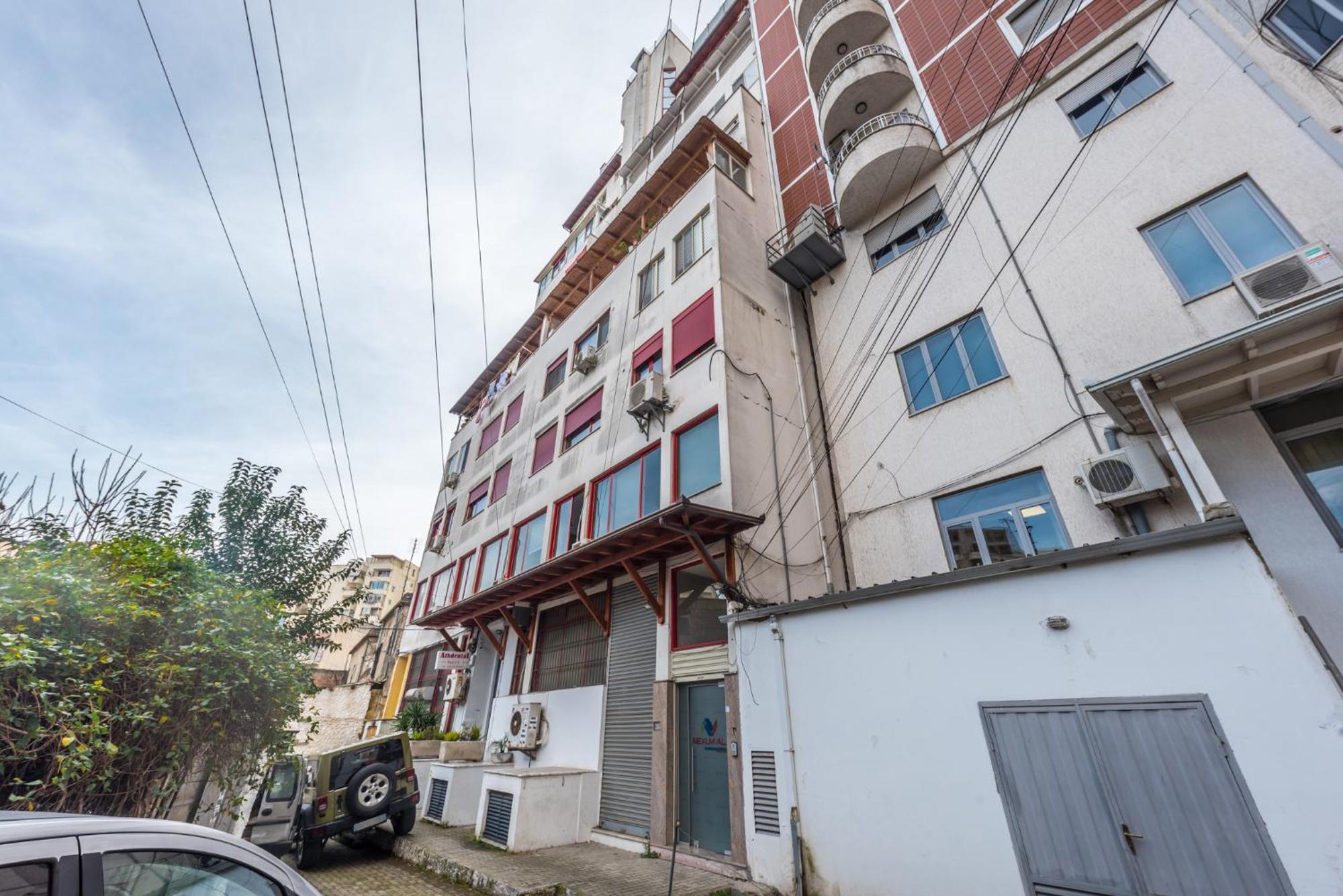 Sky Apartments Dıraç Dış mekan fotoğraf