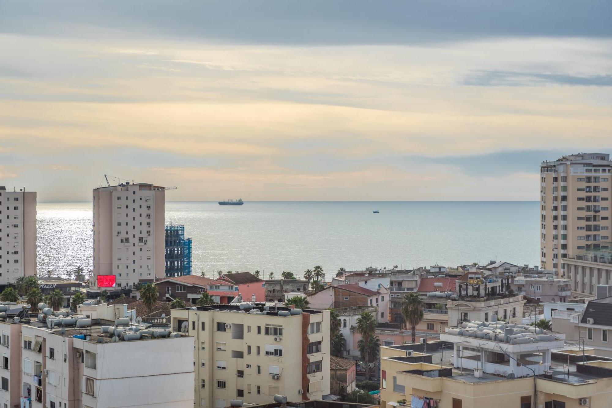 Sky Apartments Dıraç Dış mekan fotoğraf